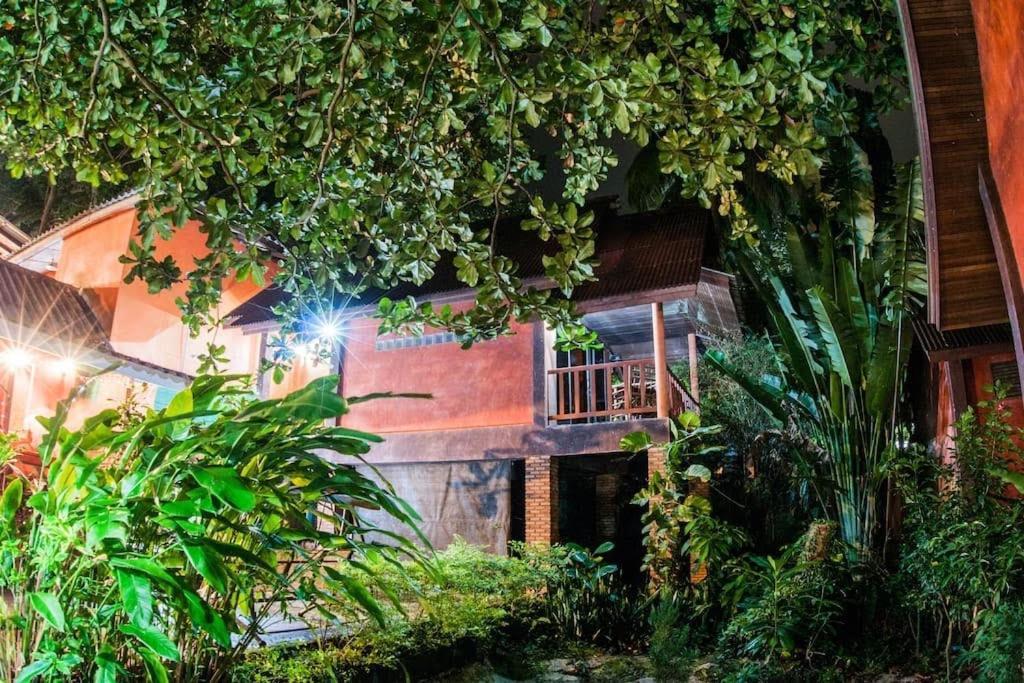Fish House Hotel Koh Chang Exterior photo